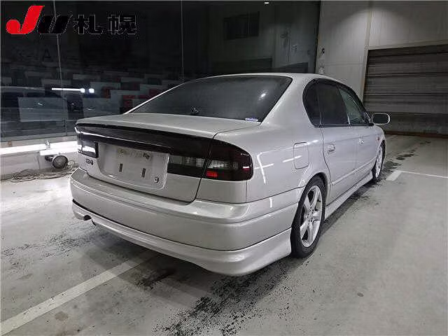 SUBARU LEGACY B4