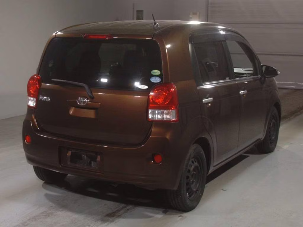 TOYOTA PORTE