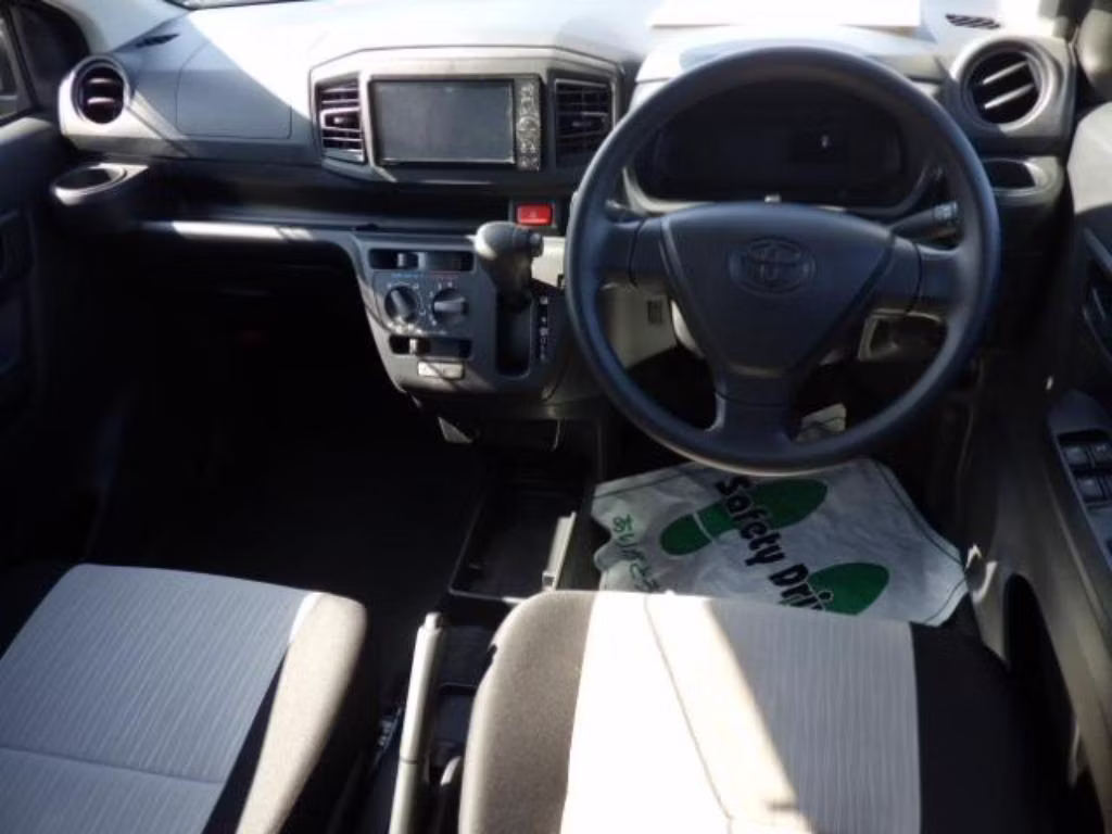 TOYOTA PIXIS EPOCH