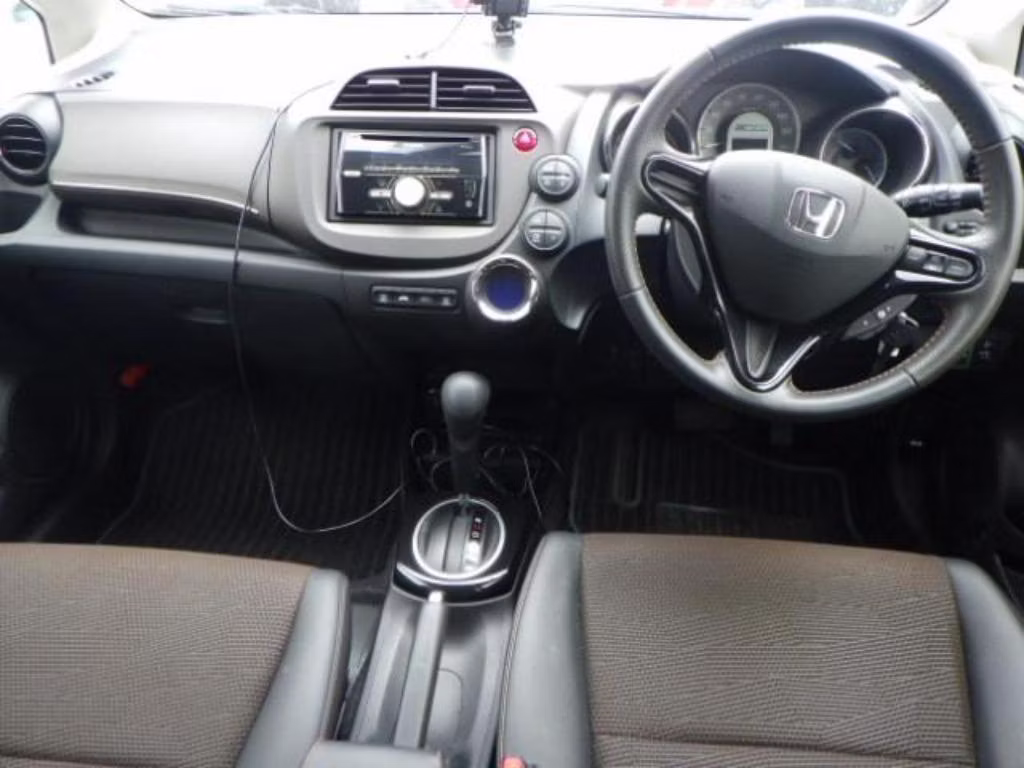 HONDA FIT SHUTTLE