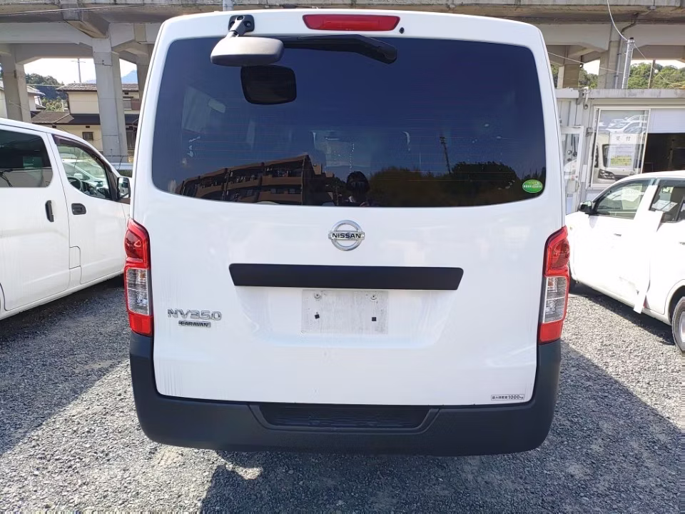 NISSAN NV350 CARAVAN