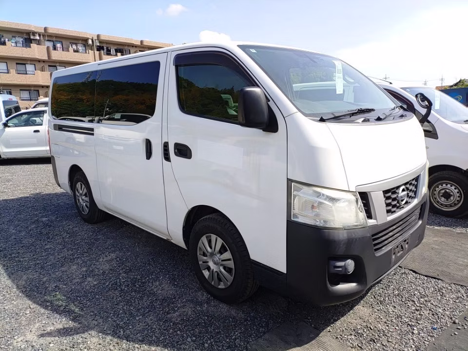 NISSAN NV350 CARAVAN