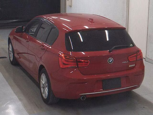 BMW 1-SERIES