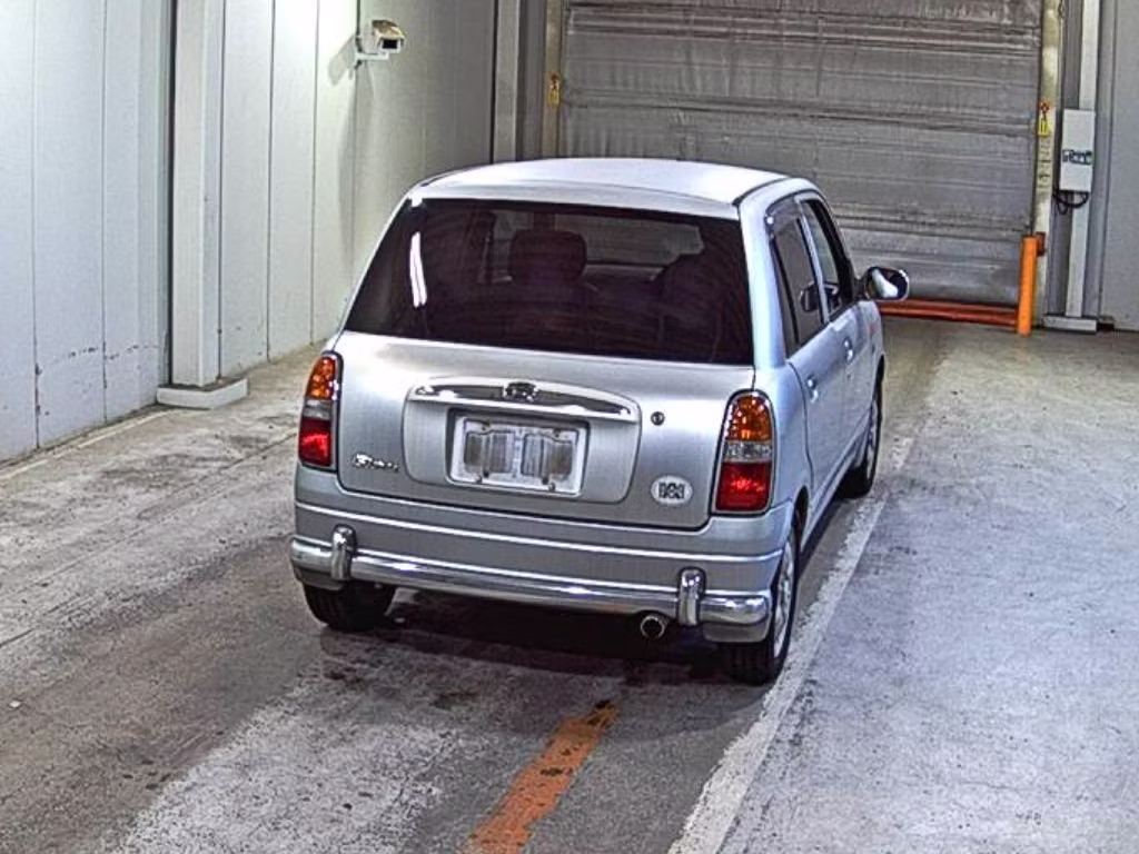 DAIHATSU MIRA GINO