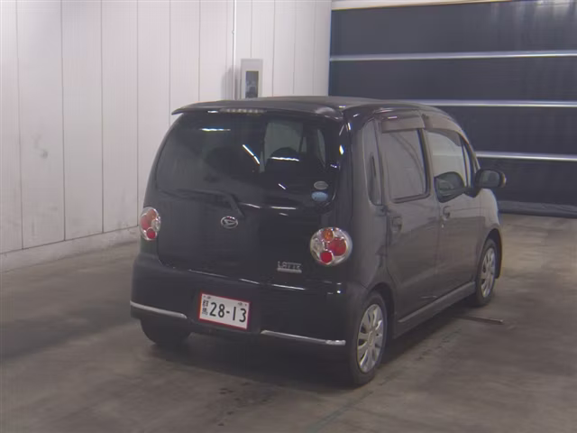 DAIHATSU MOVE LATTE
