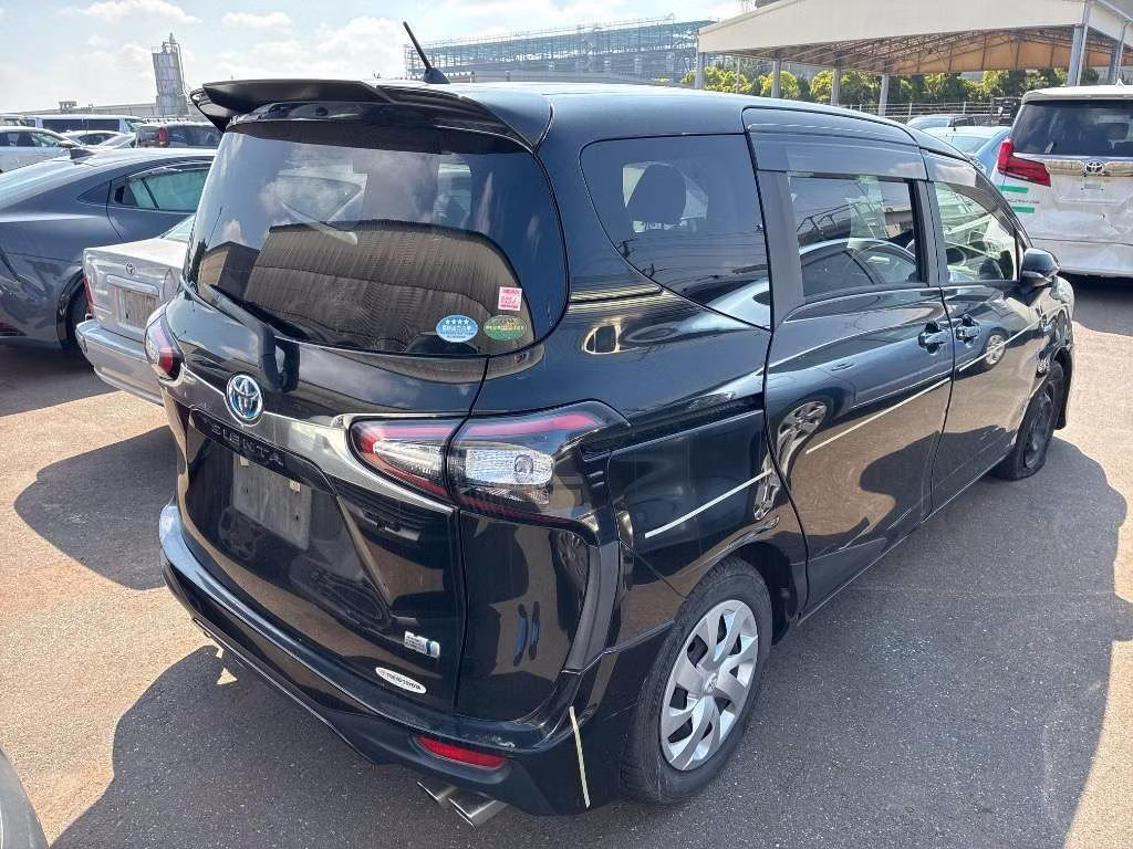 TOYOTA SIENTA