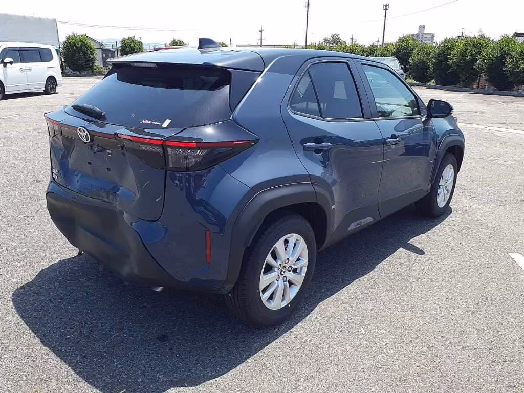 TOYOTA YARIS CROSS