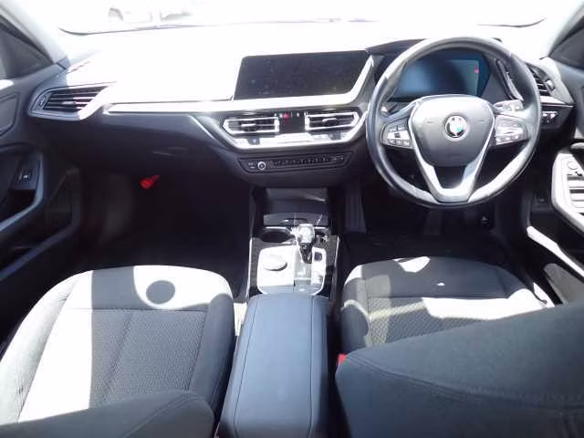 BMW 1-SERIES