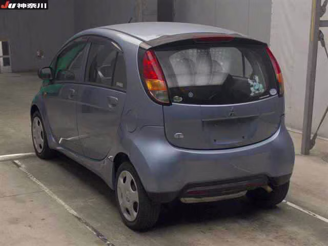 MITSUBISHI I