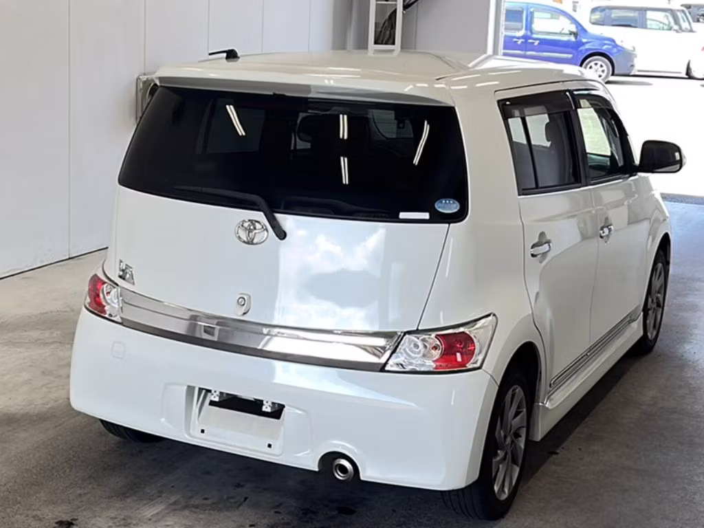 TOYOTA BB