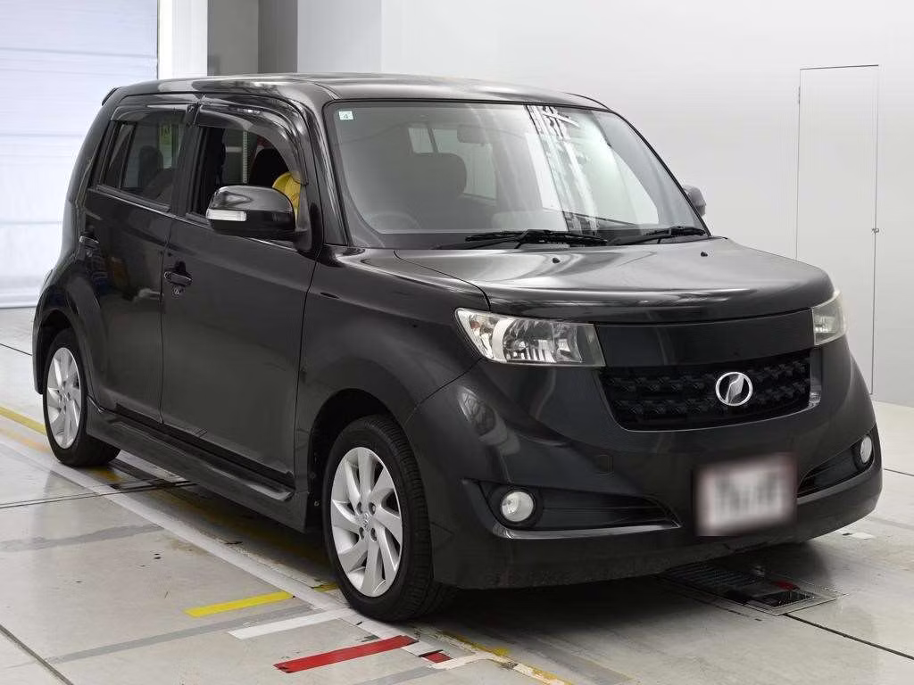TOYOTA BB