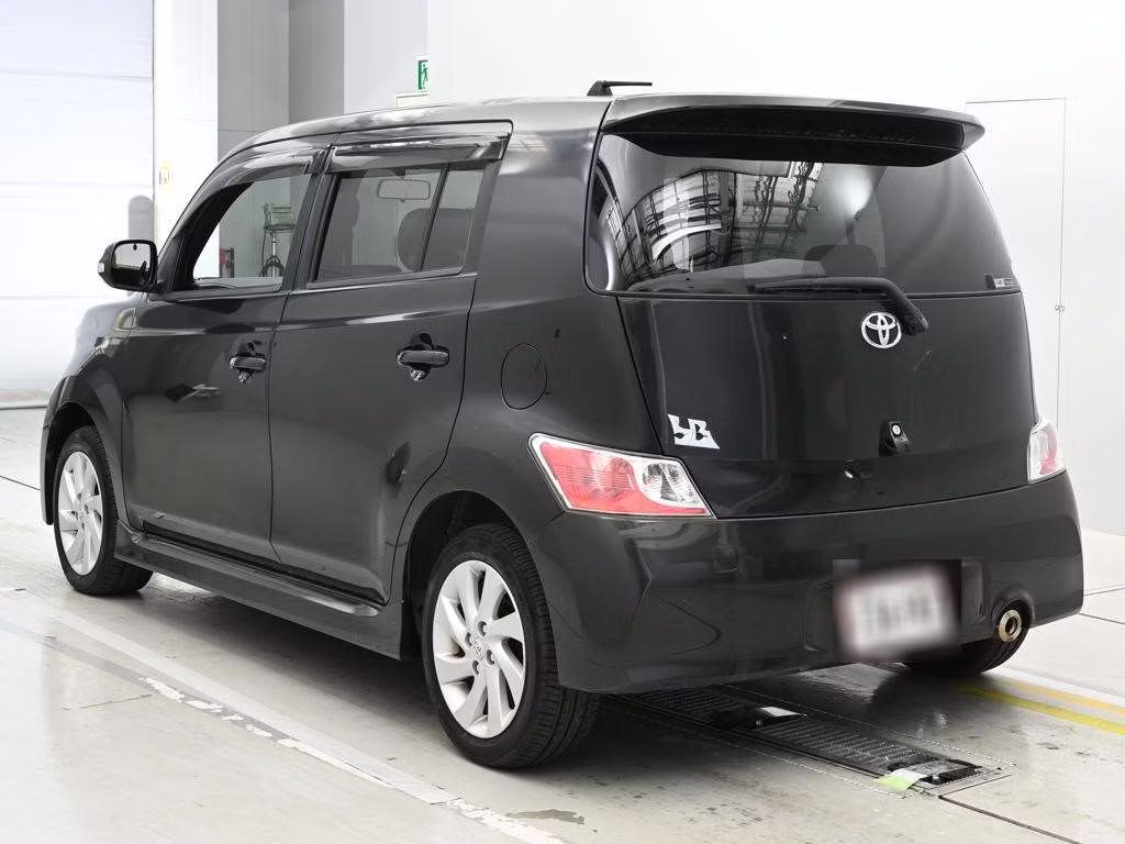 TOYOTA BB