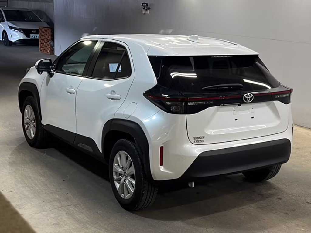 TOYOTA YARIS CROSS