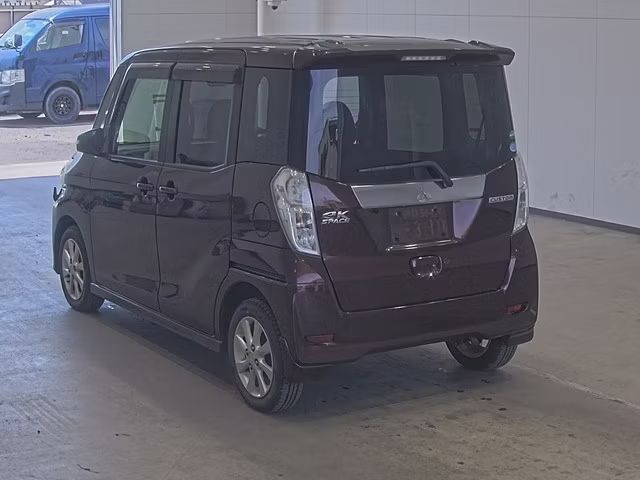 MITSUBISHI EK SPACE
