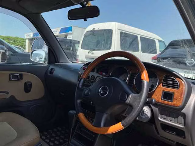 DAIHATSU MIRA GINO