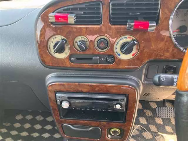 DAIHATSU MIRA GINO
