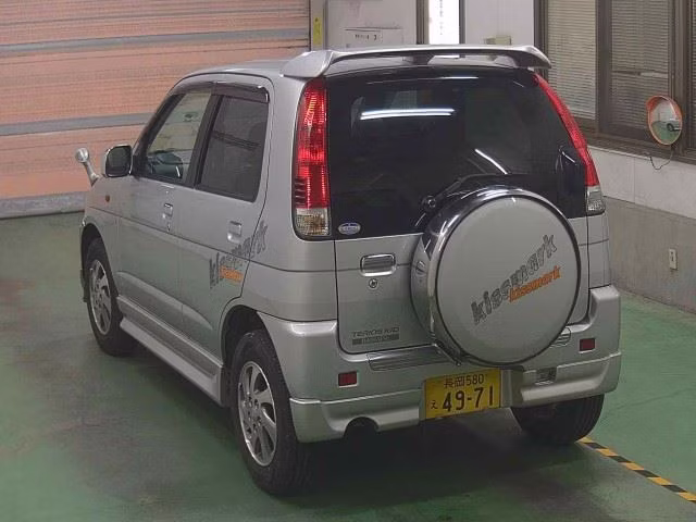 DAIHATSU TERIOS KID