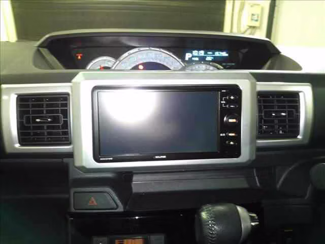 TOYOTA PIXIS MEGA