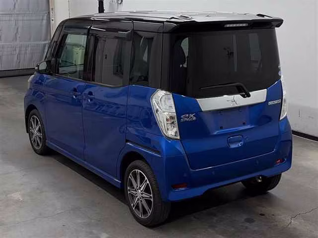 MITSUBISHI EK SPACE