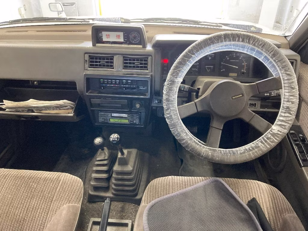 NISSAN TERRANO