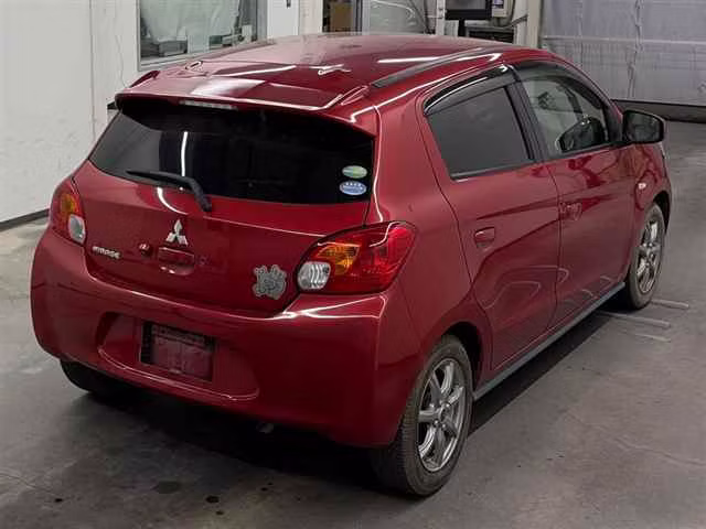 MITSUBISHI MIRAGE
