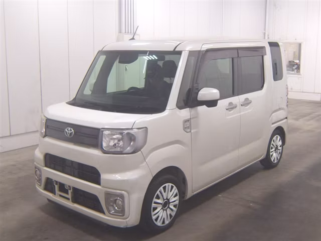 TOYOTA PIXIS MEGA