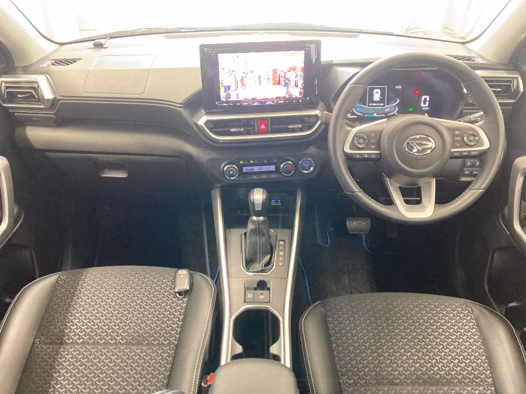 DAIHATSU ROCKY