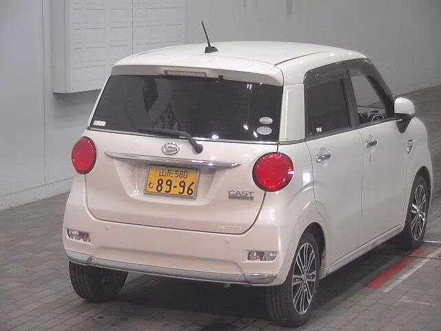 DAIHATSU CAST