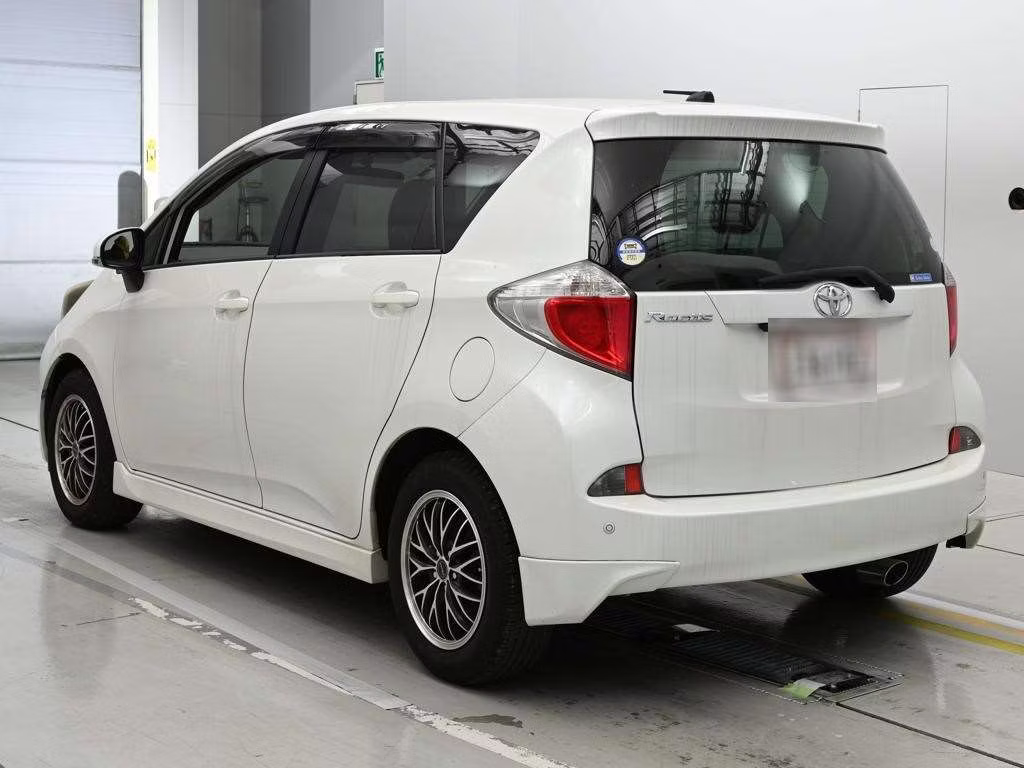 TOYOTA RACTIS