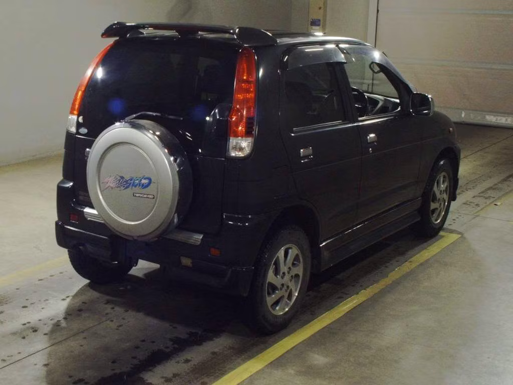 DAIHATSU TERIOS KID