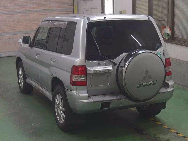 MITSUBISHI PAJERO IO