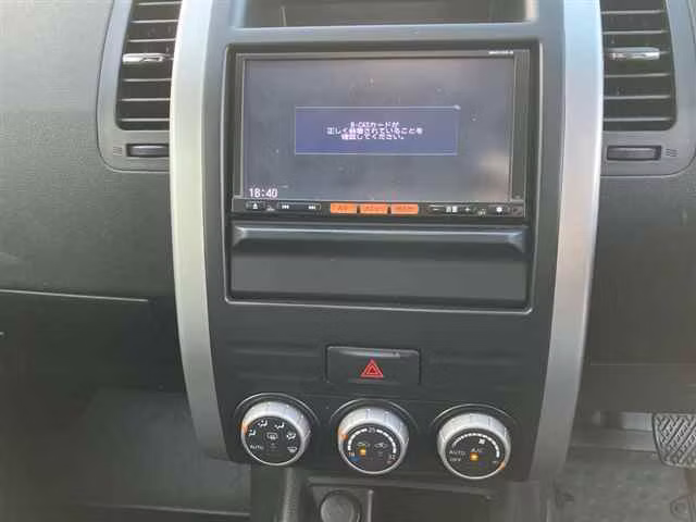 NISSAN X-TRAIL
