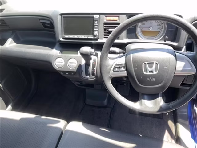 HONDA LIFE