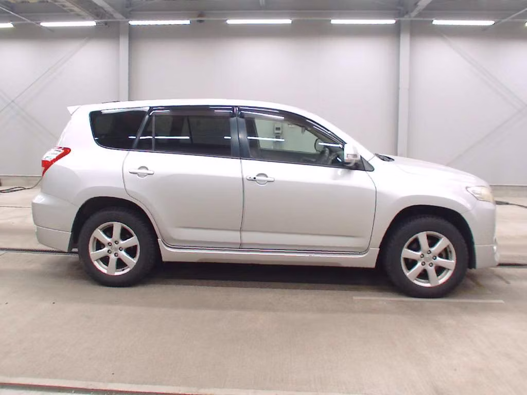 TOYOTA VANGUARD