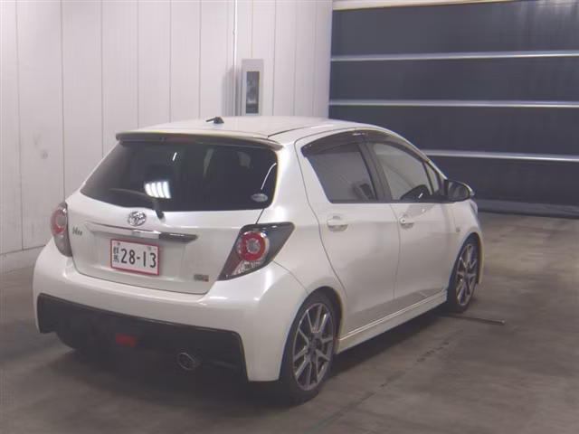 TOYOTA VITZ