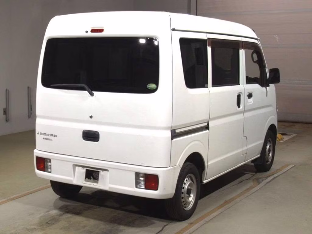 MITSUBISHI MINICAB