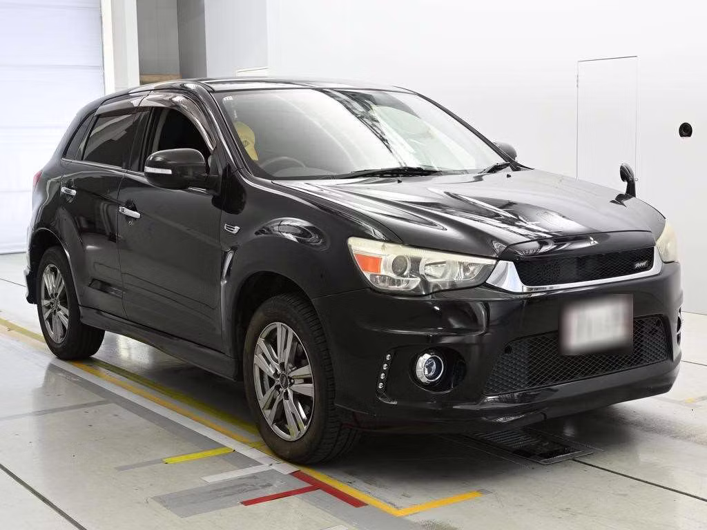 MITSUBISHI RVR