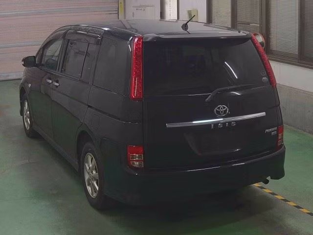 TOYOTA ISIS