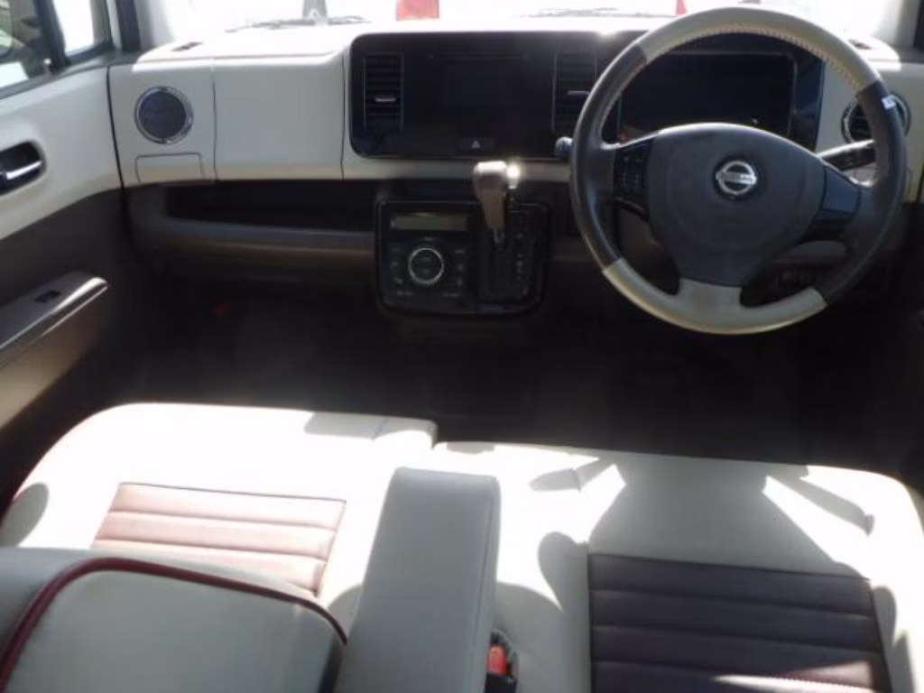 NISSAN MOCO