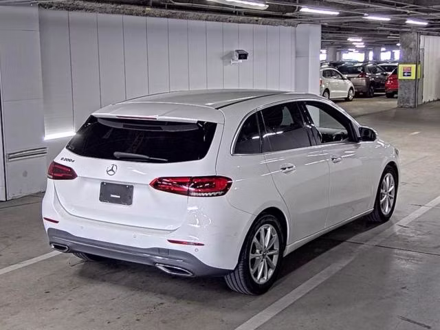 MERCEDES-BENZ B-CLASS