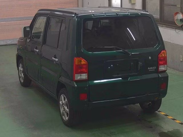 DAIHATSU NAKED