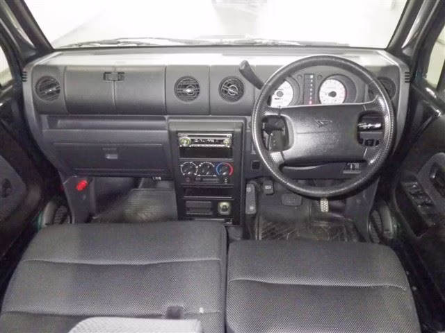 DAIHATSU NAKED