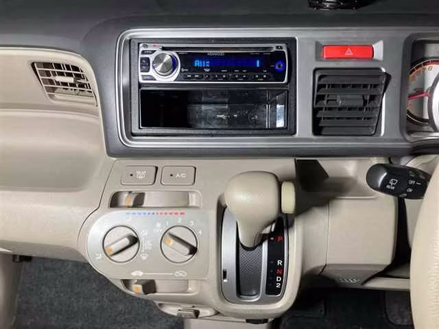 HONDA LIFE