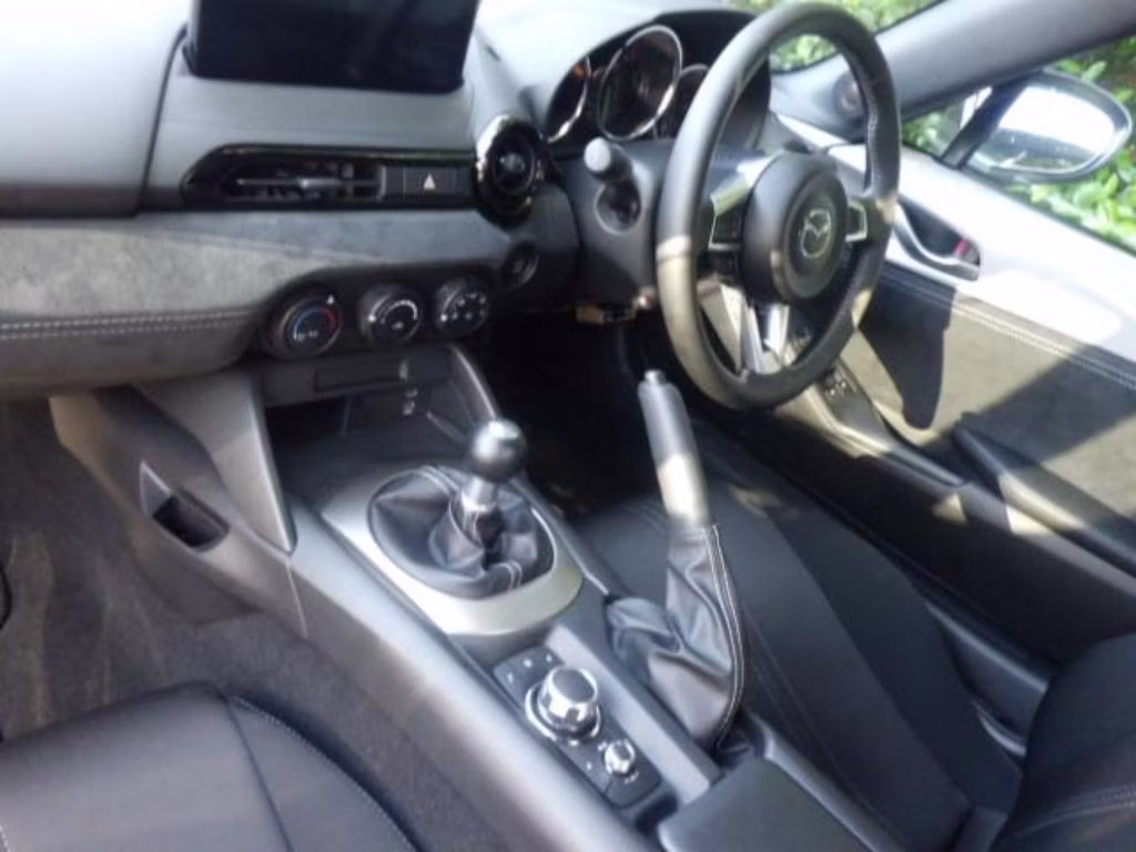 MAZDA ROADSTER