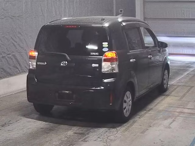 TOYOTA SPADE