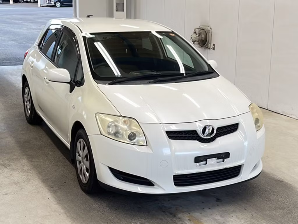 TOYOTA AURIS
