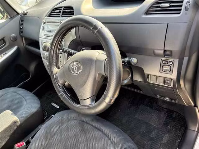 TOYOTA RACTIS
