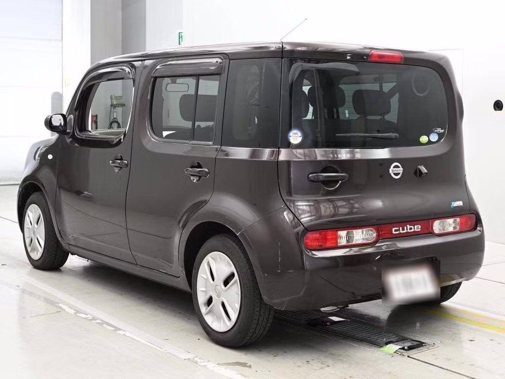 NISSAN CUBE