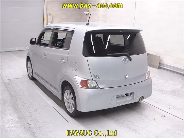 TOYOTA BB