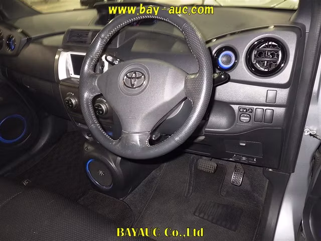 TOYOTA BB
